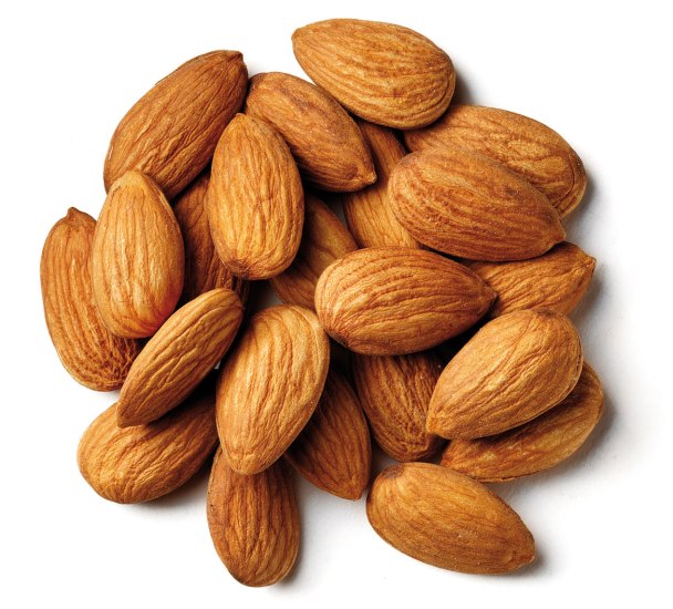 almonds-face-packs